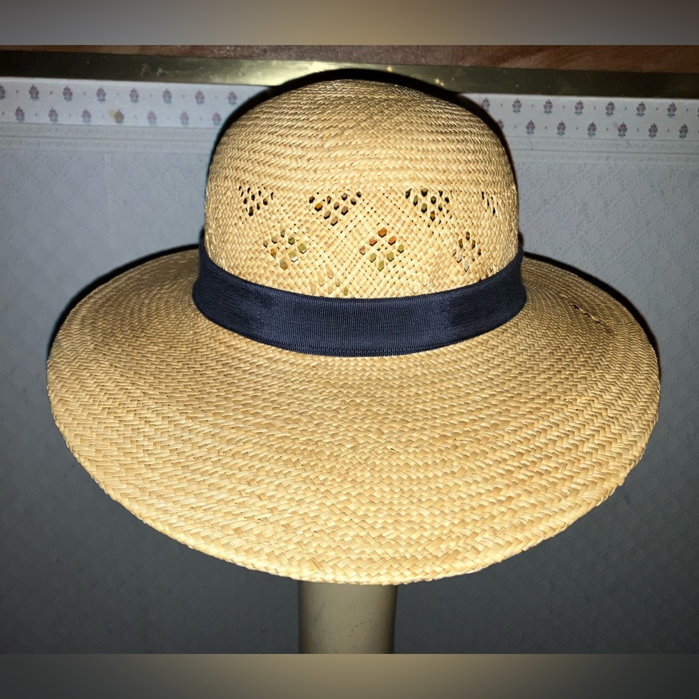 New but vintage designer straw detailed hat